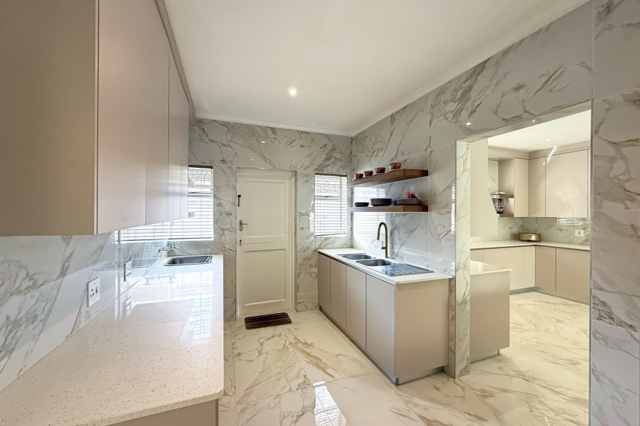 5 Bedroom Property for Sale in De Tijger Western Cape